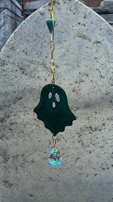 VIRGINIA - Spooky Boo Suncatcher