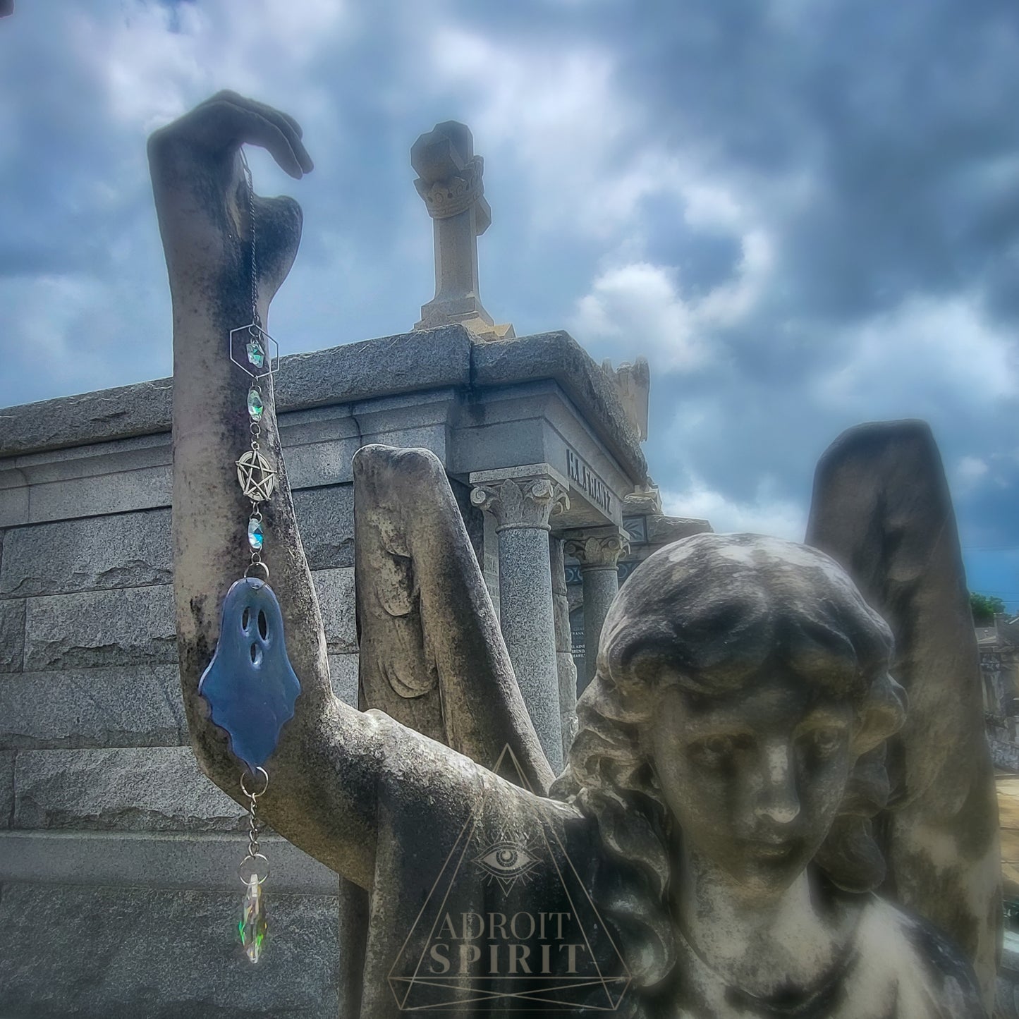 ANNABELLE - Spooky Boo Suncatcher