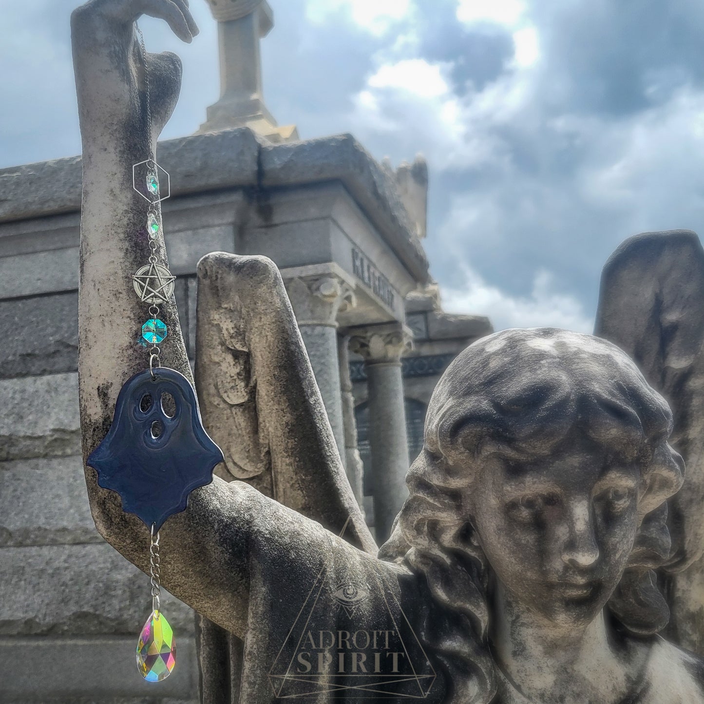 ANNABELLE - Spooky Boo Suncatcher