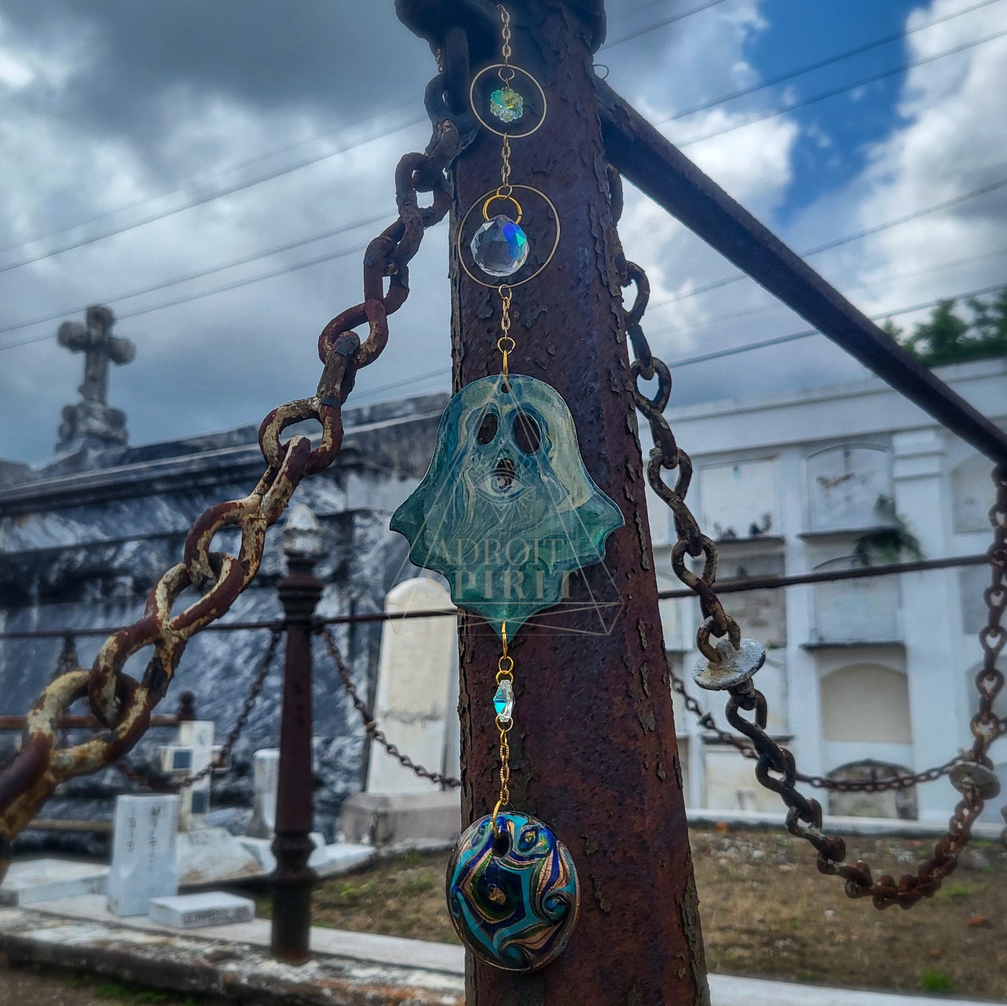LUCINDA - Spooky Boo Suncatcher